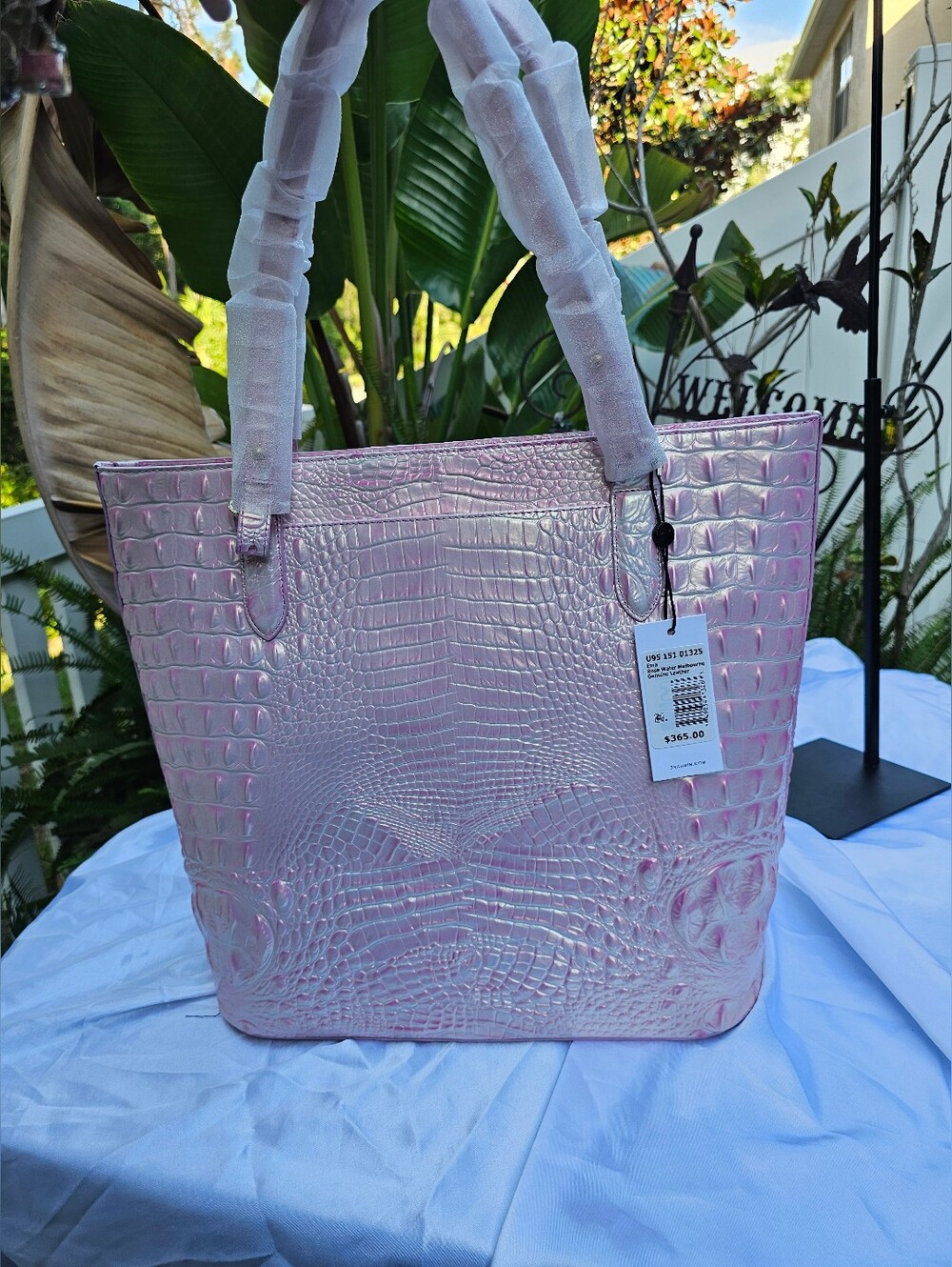 RARE NWT Brahmin Ezra Rose Water Melbourne 3 Eyes On Tote + Heart Pouch Set - Picture 9 of 16
